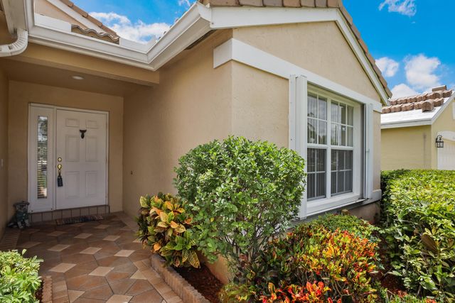 8218 Palm Gate Drive, Boynton Beach, FL 33436