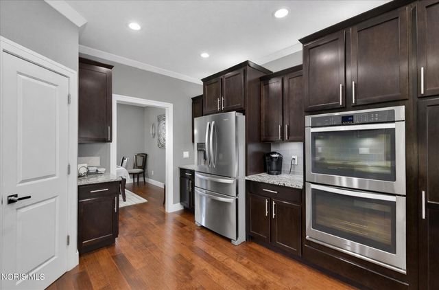 15573 John F Mccarthy Way, Perrysburg, OH 43551