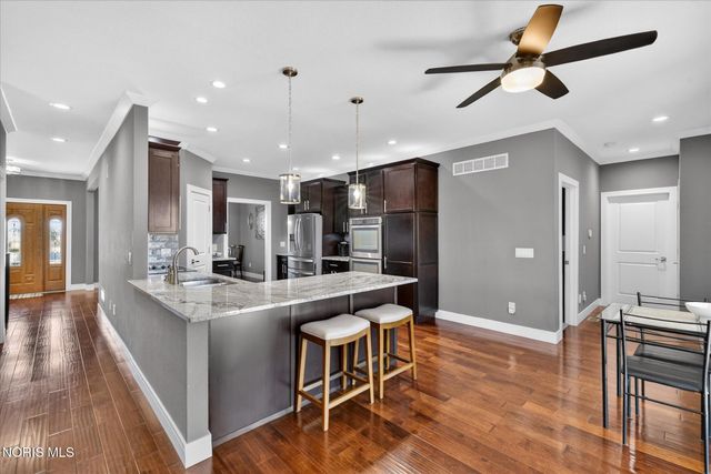 15573 John F Mccarthy Way, Perrysburg, OH 43551