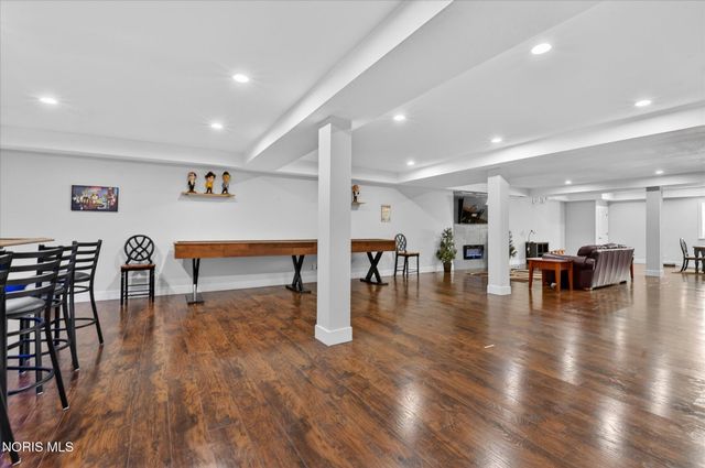 15573 John F Mccarthy Way, Perrysburg, OH 43551