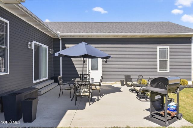 15573 John F Mccarthy Way, Perrysburg, OH 43551