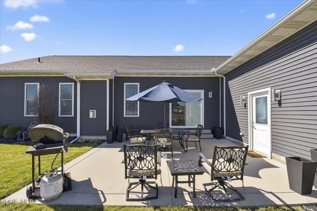 15573 John F Mccarthy Way, Perrysburg, OH 43551