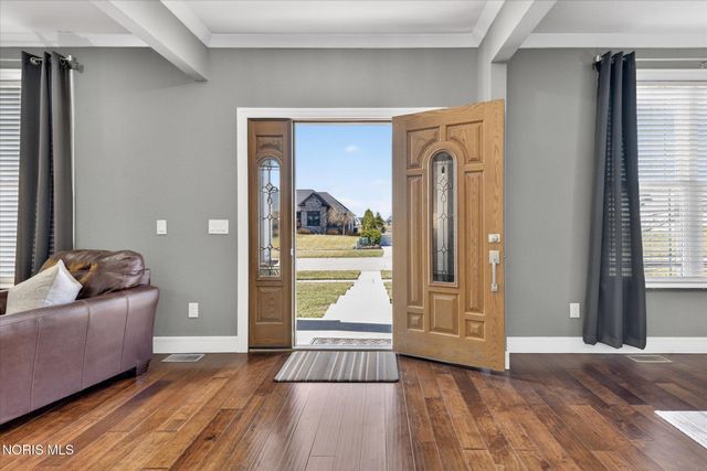 15573 John F Mccarthy Way, Perrysburg, OH 43551