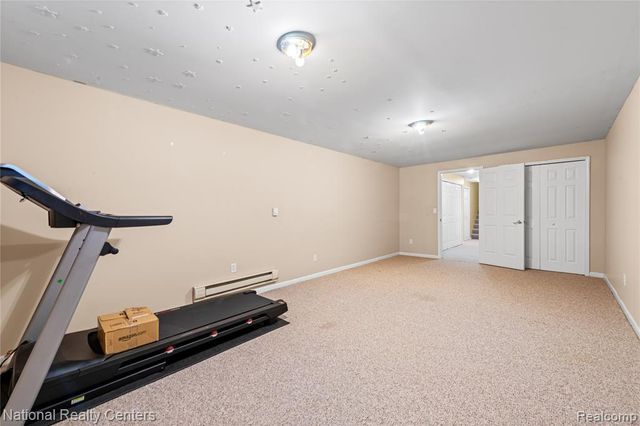 4967 Oak Hill Drive, Waterford, MI 48329