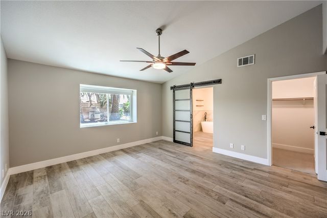 5325 North El Capitan Way, Las Vegas, NV 89149