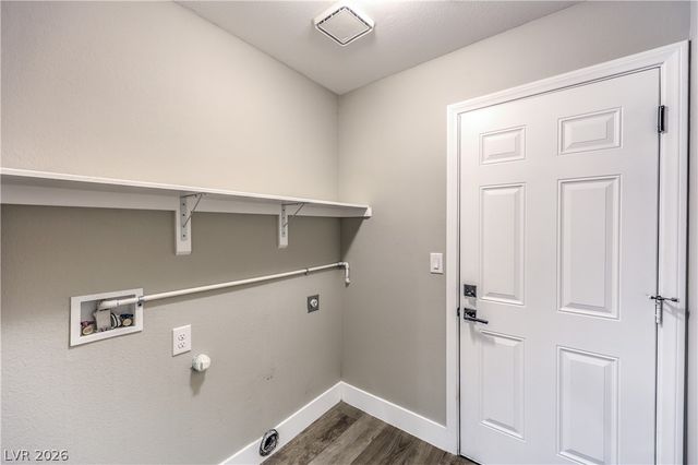 5325 North El Capitan Way, Las Vegas, NV 89149