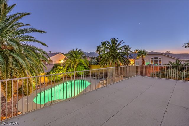 5325 North El Capitan Way, Las Vegas, NV 89149