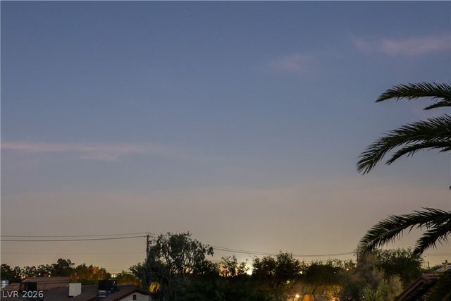 5325 North El Capitan Way, Las Vegas, NV 89149