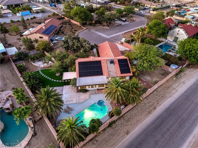 5325 North El Capitan Way, Las Vegas, NV 89149
