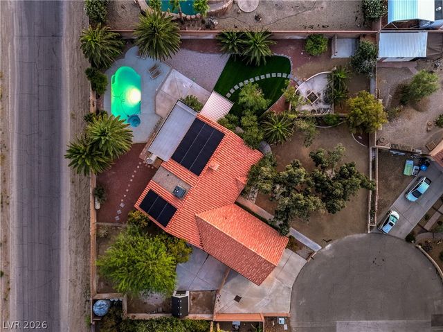 5325 North El Capitan Way, Las Vegas, NV 89149