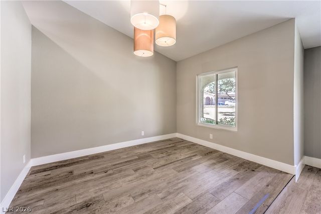 5325 North El Capitan Way, Las Vegas, NV 89149