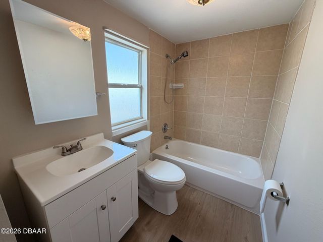 1240 Bender Avenue, Holly Hill, FL 32117