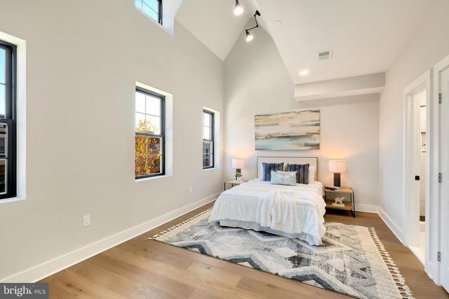 21 16TH ST SE, Washington, DC 20003