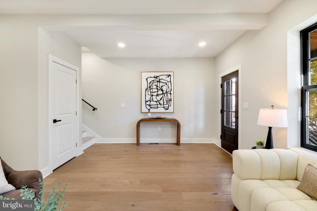 21 16TH ST SE, Washington, DC 20003