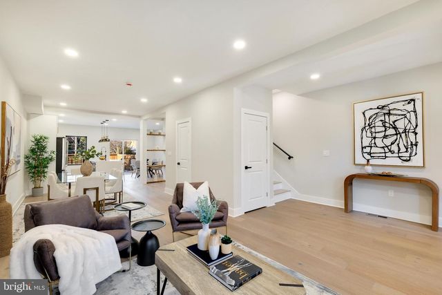 21 16TH ST SE, Washington, DC 20003