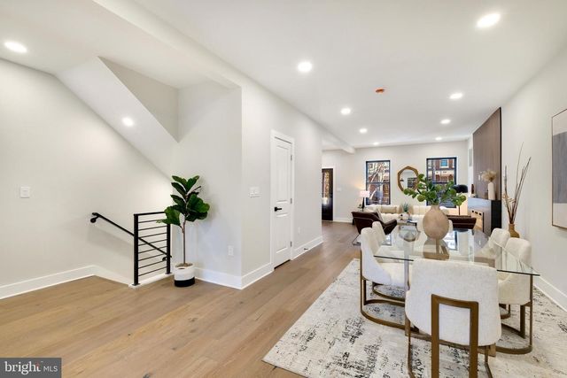 21 16TH ST SE, Washington, DC 20003