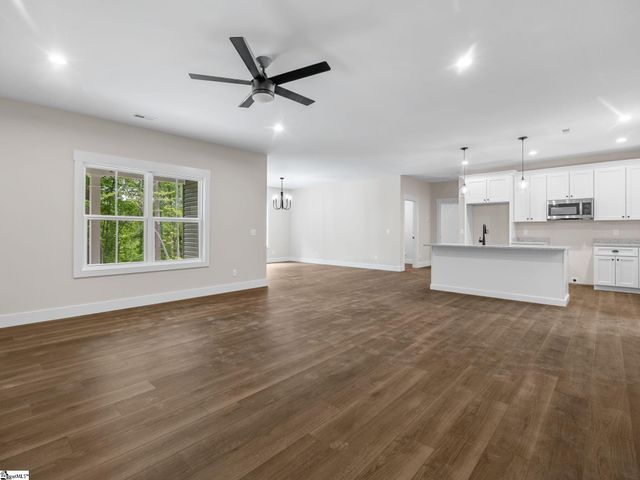 16 Forest Drive, Travelers Rest, SC 29690