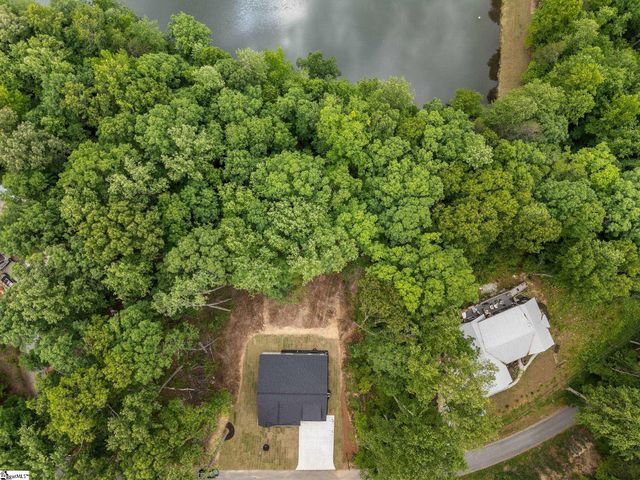 16 Forest Drive, Travelers Rest, SC 29690