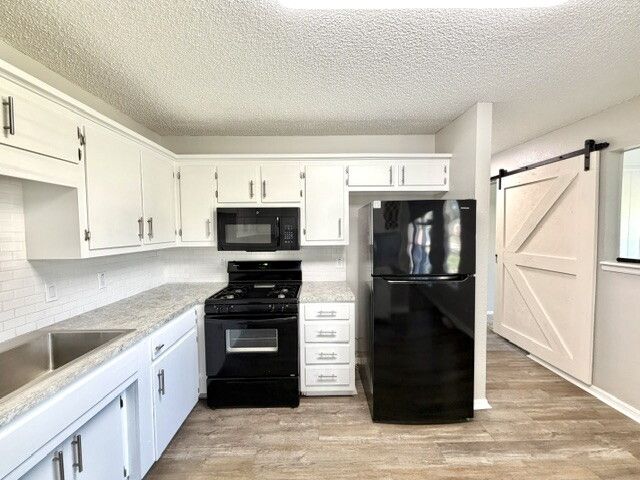313 N Cedar Street, Jenks, OK 74037
