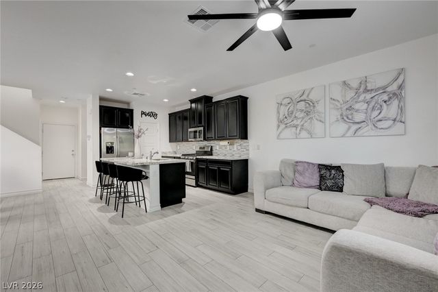 830 Star Estates Avenue, North Las Vegas, NV 89086