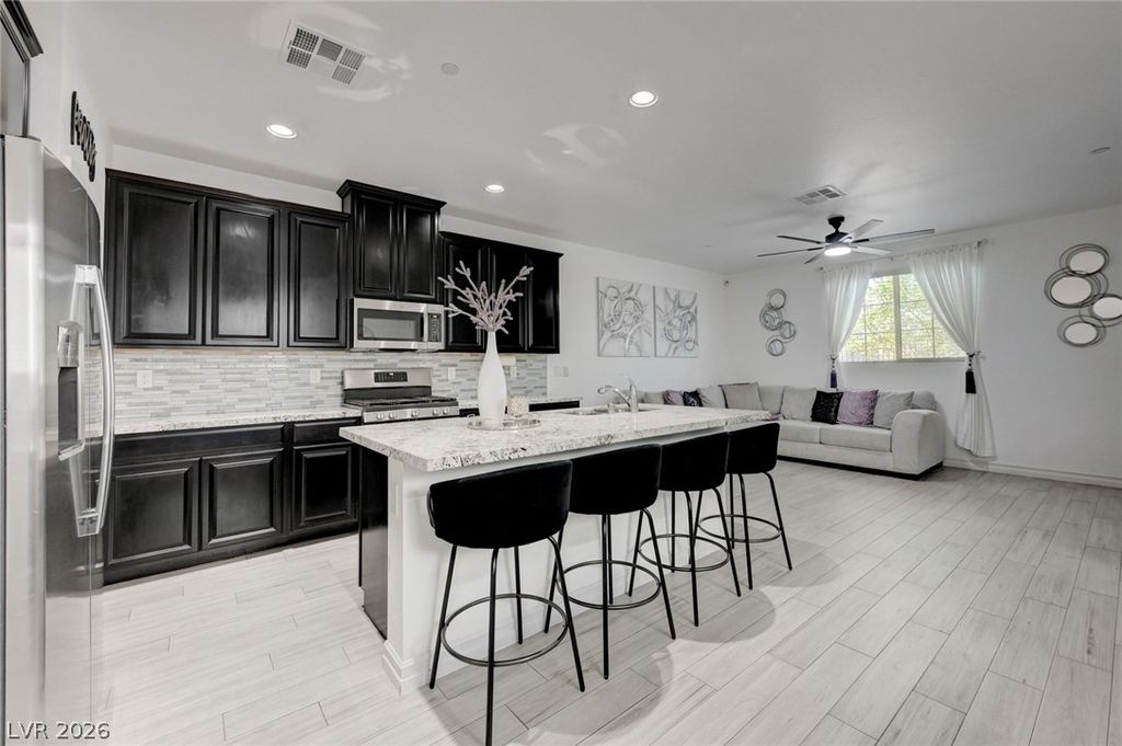 830 Star Estates Avenue, North Las Vegas, NV 89086