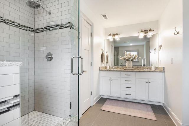 914 Spinnaker Way, Chattanooga, TN 37402