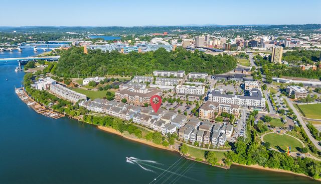 914 Spinnaker Way, Chattanooga, TN 37402