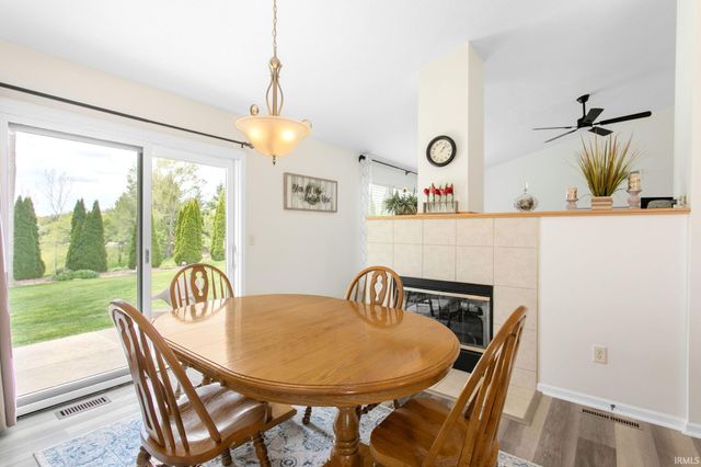 5570 Garden Terrace, South Bend, IN 46614