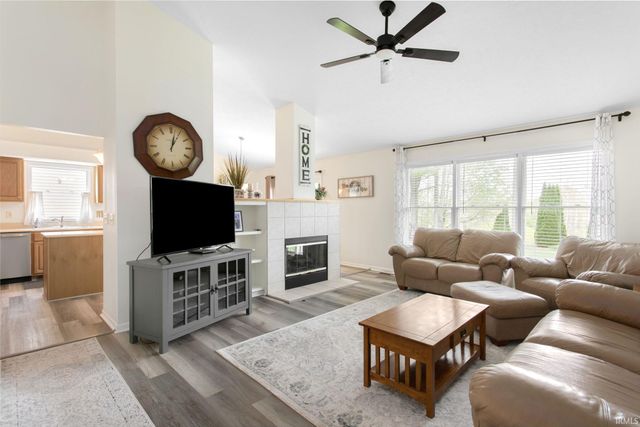 5570 Garden Terrace, South Bend, IN 46614