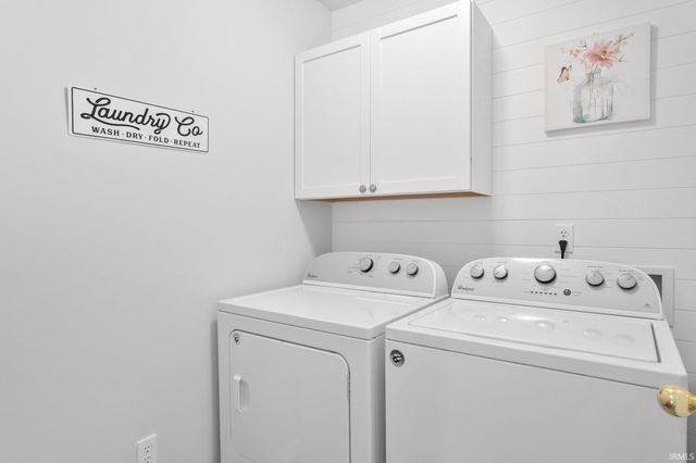 5570 Garden Terrace, South Bend, IN 46614