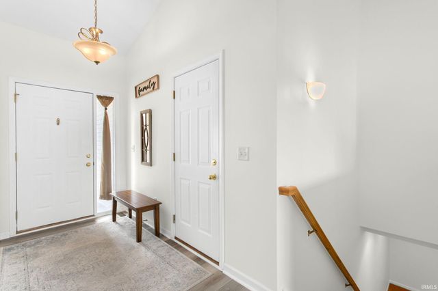 5570 Garden Terrace, South Bend, IN 46614