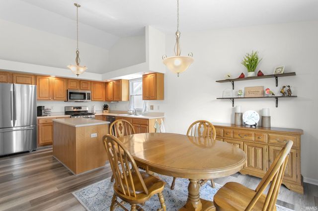 5570 Garden Terrace, South Bend, IN 46614