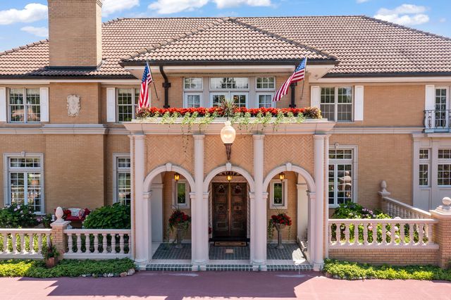 23 Polo Drive, South Barrington, IL 60010