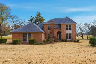 9429 LAUREL HILL LN S, Olive Branch, MS 38654