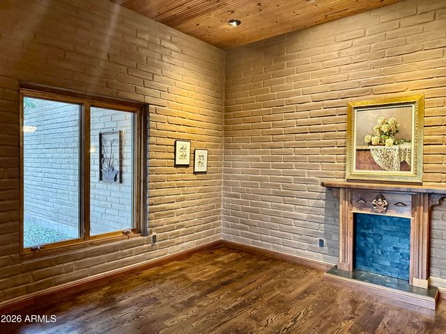 8903 N ARROYA GRANDE Drive, Phoenix, AZ 85028