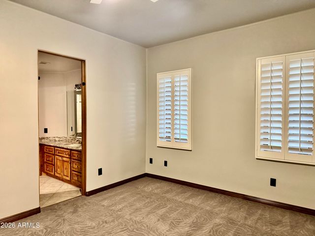 8903 N ARROYA GRANDE Drive, Phoenix, AZ 85028