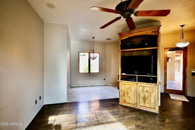 8903 N ARROYA GRANDE Drive, Phoenix, AZ 85028