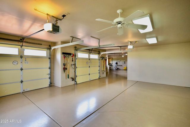 8903 N ARROYA GRANDE Drive, Phoenix, AZ 85028