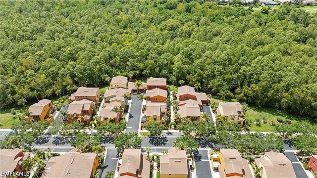 9080 Chula Vista ST 10401, Naples, FL 34113