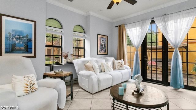 9080 Chula Vista ST 10401, Naples, FL 34113