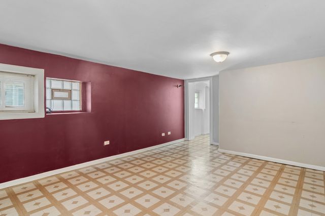 3741 N Nottingham Avenue, Chicago, IL 60634