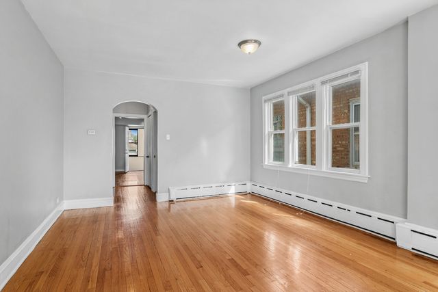 3741 N Nottingham Avenue, Chicago, IL 60634