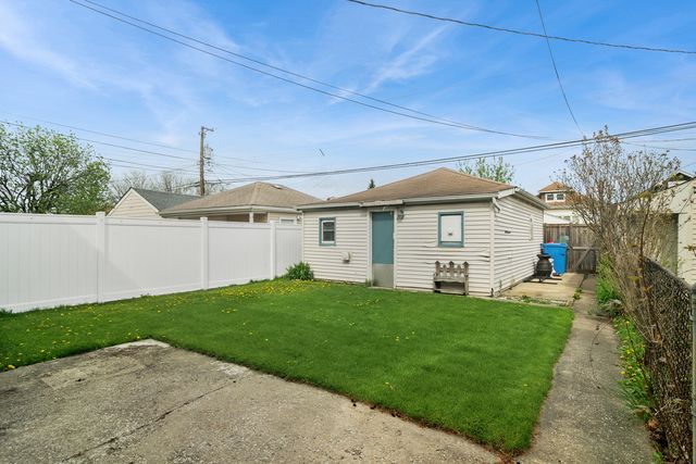 3741 N Nottingham Avenue, Chicago, IL 60634
