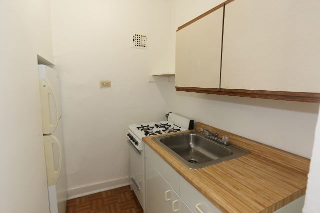 4735 N Beacon Street 306, Chicago, IL 60640