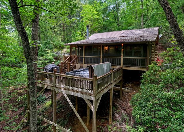 79 Maxwell Lane, Blue Ridge, GA 30513