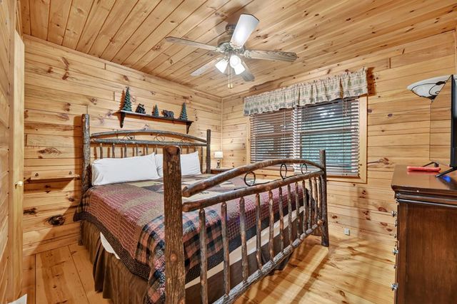 79 Maxwell Lane, Blue Ridge, GA 30513