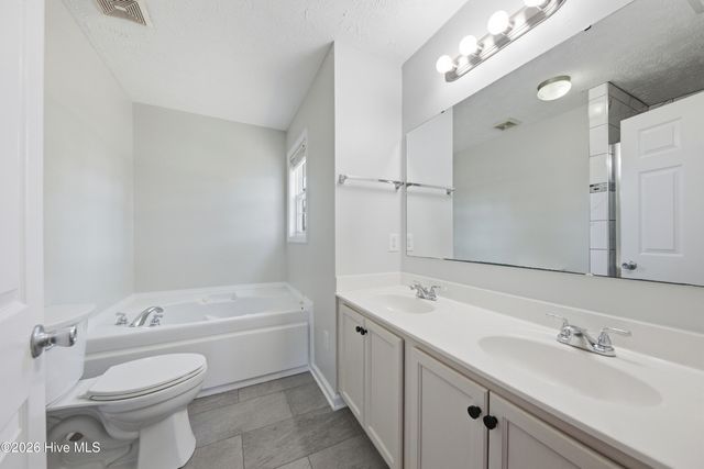 2206 Foster Gwin Lane, Fayetteville, NC 28304