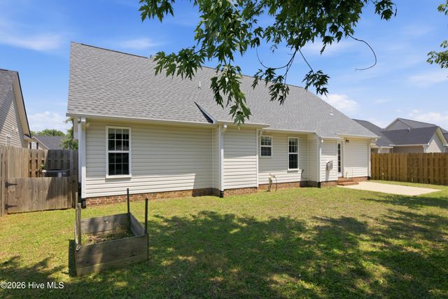 2206 Foster Gwin Lane, Fayetteville, NC 28304