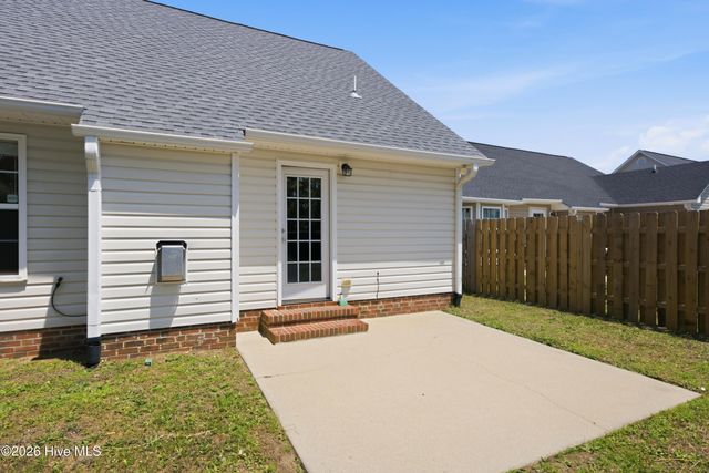 2206 Foster Gwin Lane, Fayetteville, NC 28304