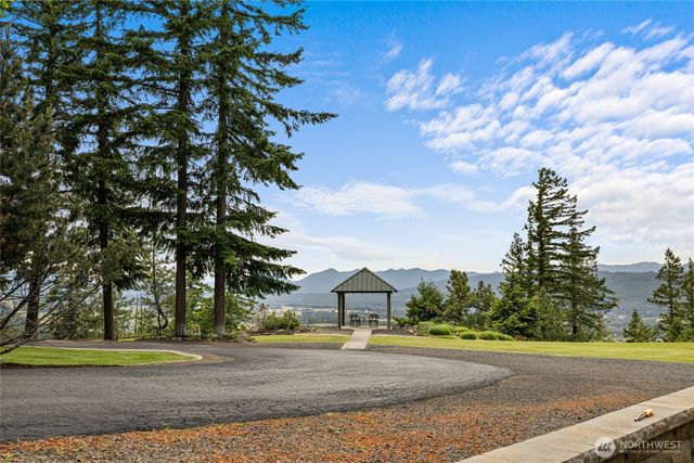 631 Thornton View Road, Cle Elum, WA 98922